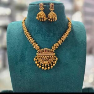 antique necklace rs.600