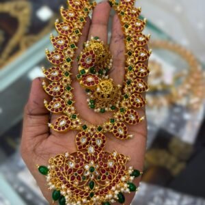kemp necklace with green hangings rs. 2200