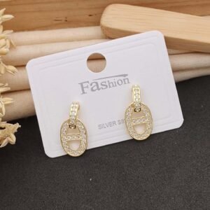 round fancy earring gold rs.320