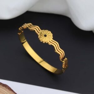 zig zag flower kada gold rs.380