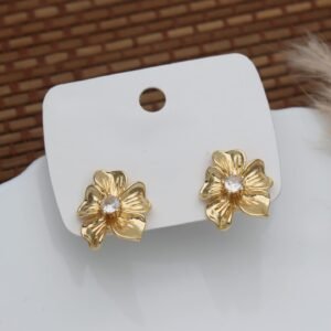 floral earrings rs.250